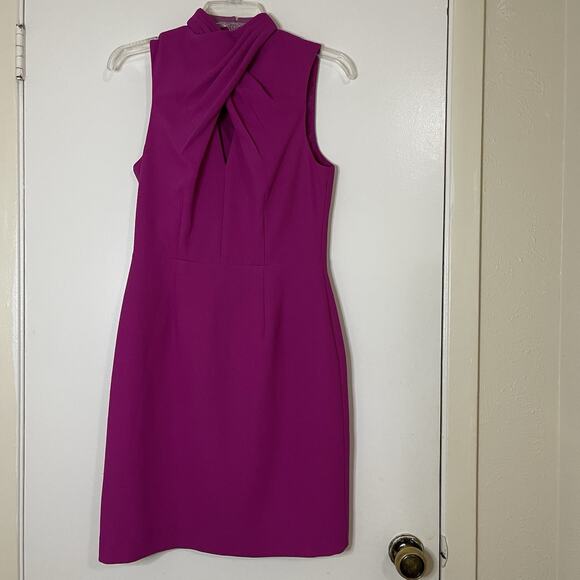 NWOT Trina Turk Women's Pink Fuchsia Contessa Twist Front Sheath Dress Size US 4 - Picture 1 of 6